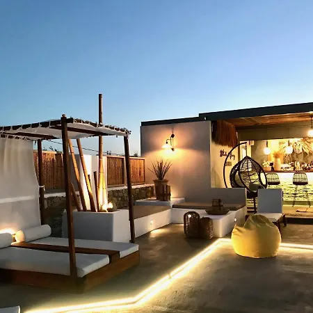 White And Grey 2 Mykonos Town